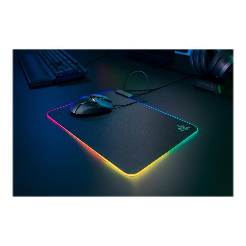 RAZER Firefly V2 Mousepad
