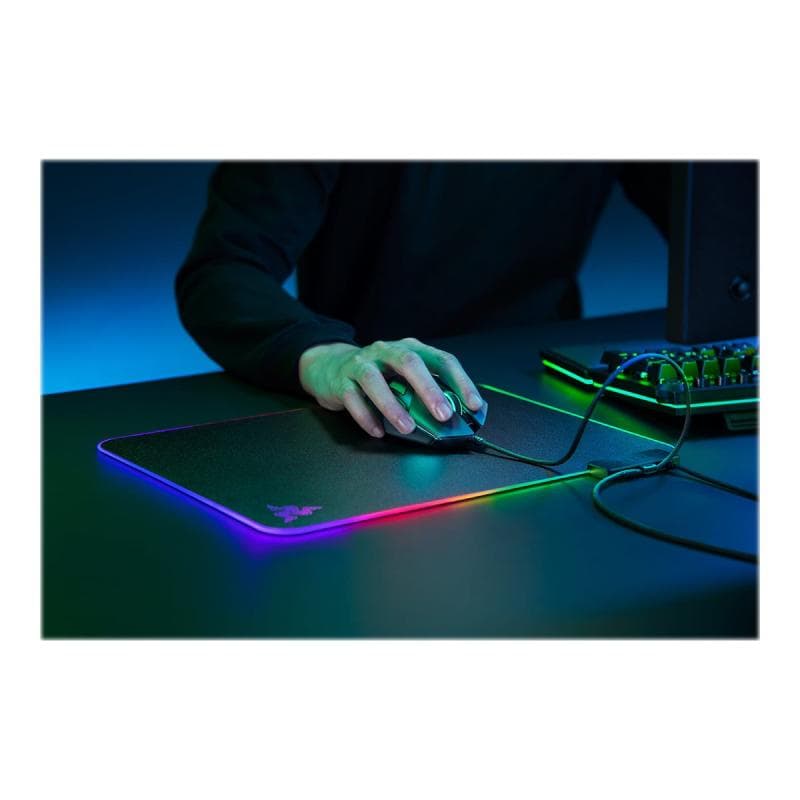 RAZER Firefly V2 Mousepad