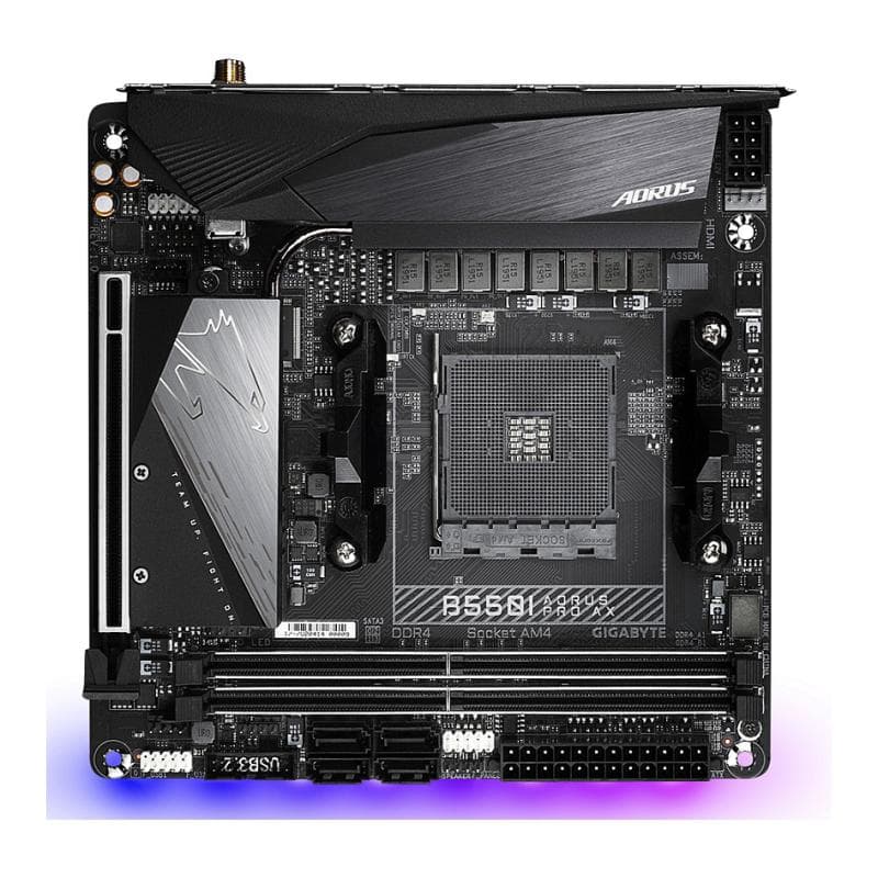 GIGABYTE B550I AORUS Pro AX SAM4
