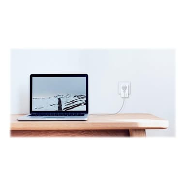 TP-LINK AV1000 2-Port Gigabit Passthrough Powerline Starter Kit