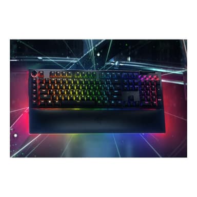 RAZER BlackWidow V4 Pro - Mechanische Gaming Tastatur & Razer Chroma? RGB